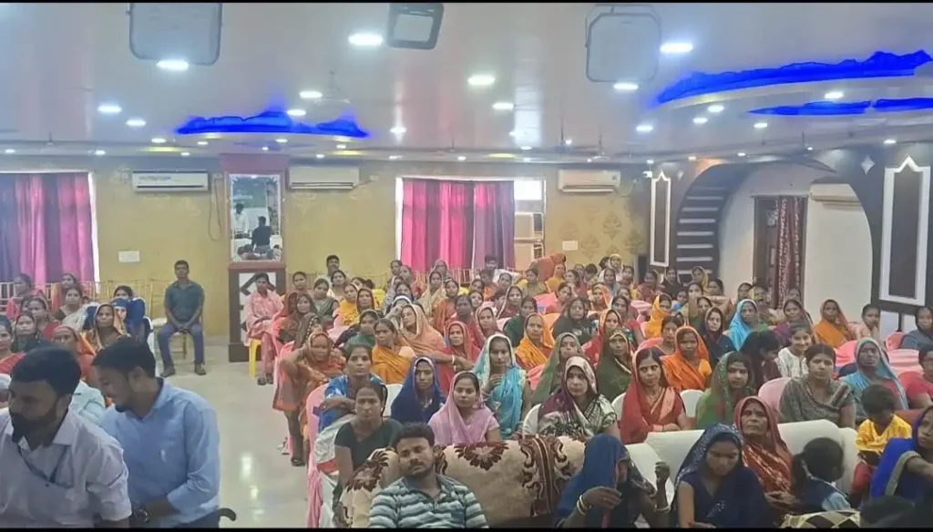 ग्रामीण महिलाओं की वित्तीय साक्षरता पर वित्तीय शिक्षा और डिजिटल सुरक्षा का प्रशिक्षण