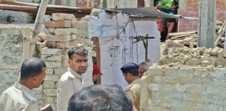 दरभंगा जमीन विवाद – घर तोड़ने का लगा आरोप। मौके पर पहुंची पुलिस, मामले की जांच जारी